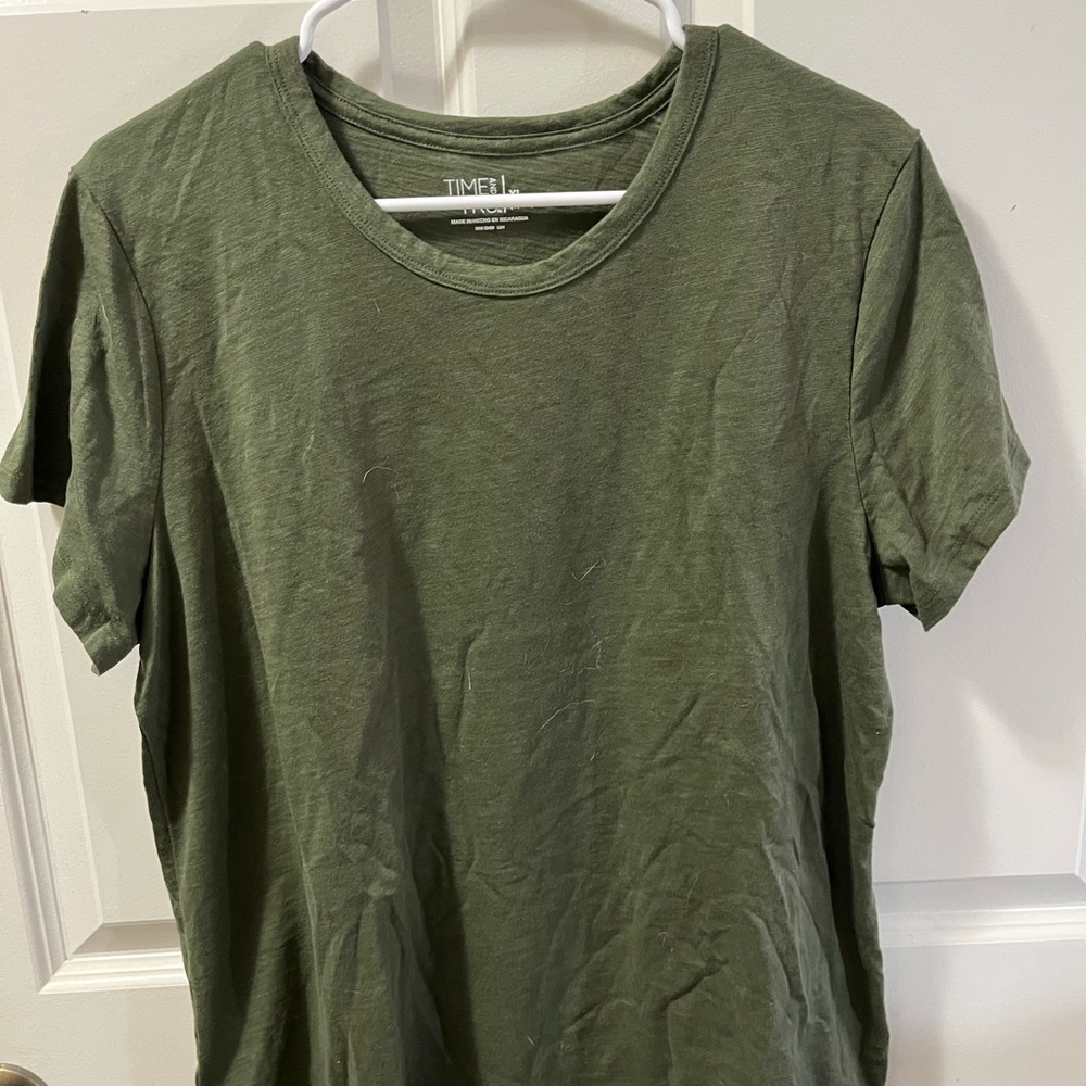 Time and Tru Green T-Shirt